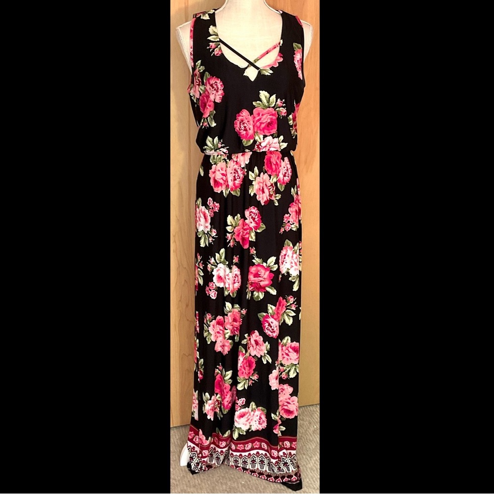 Three Pink Hearts Sleeveless Maxi Dress - EUC
